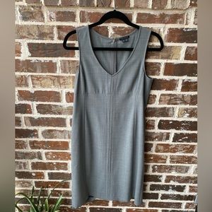 Theory Kale B V-Neck Gray Sleeveless Sheath Midi Dress Size 10 Model 7011610R